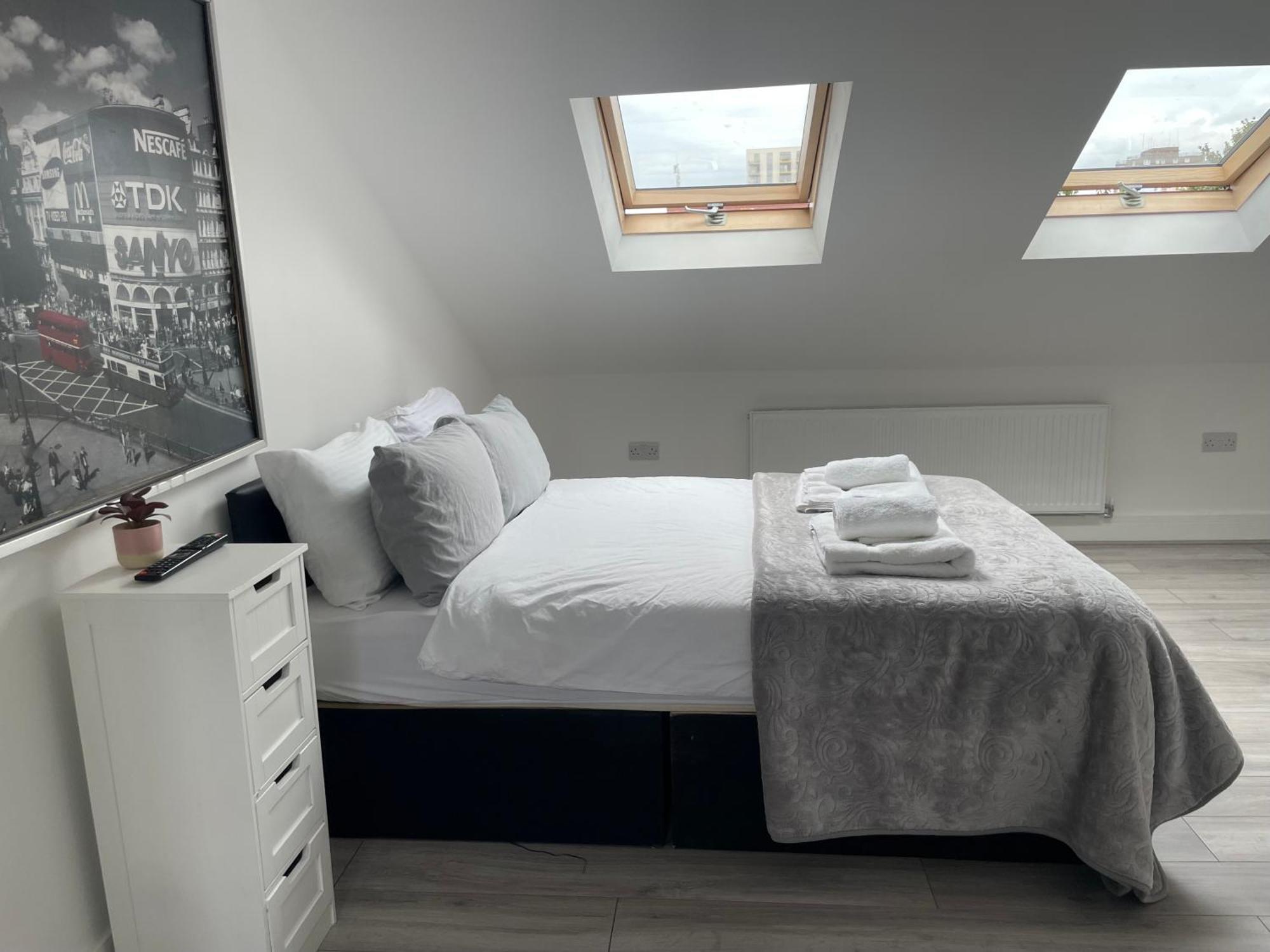 Amazing Studio 5 - East Ham - East