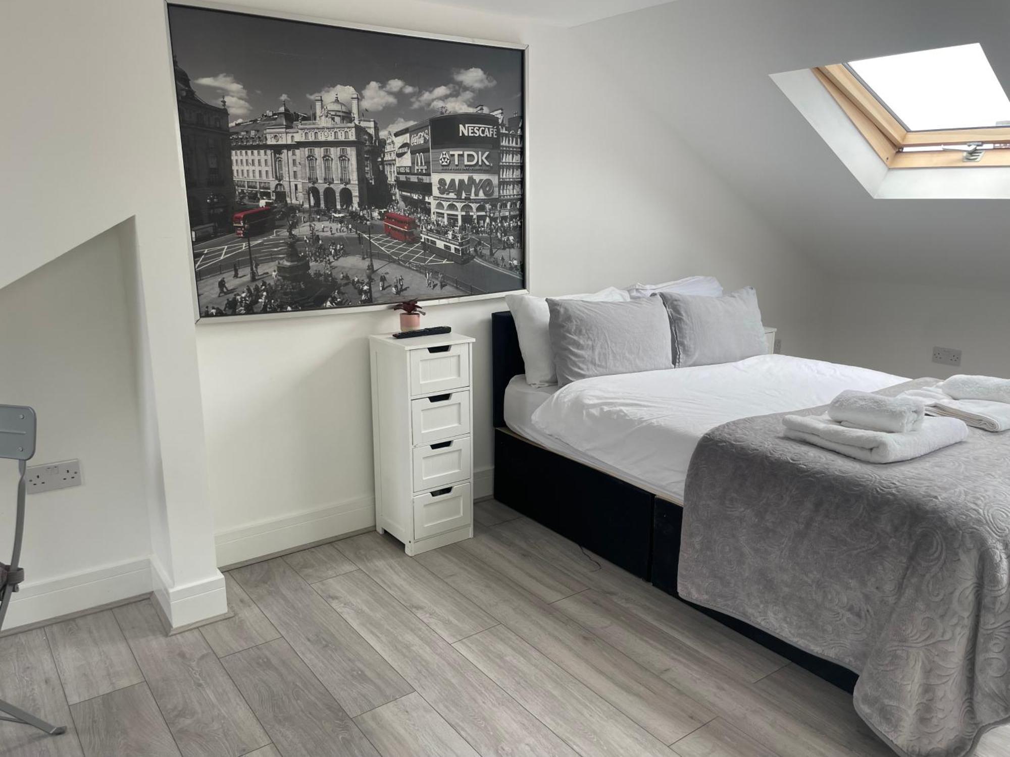 Amazing Studio 5 - East Ham - East * Londres